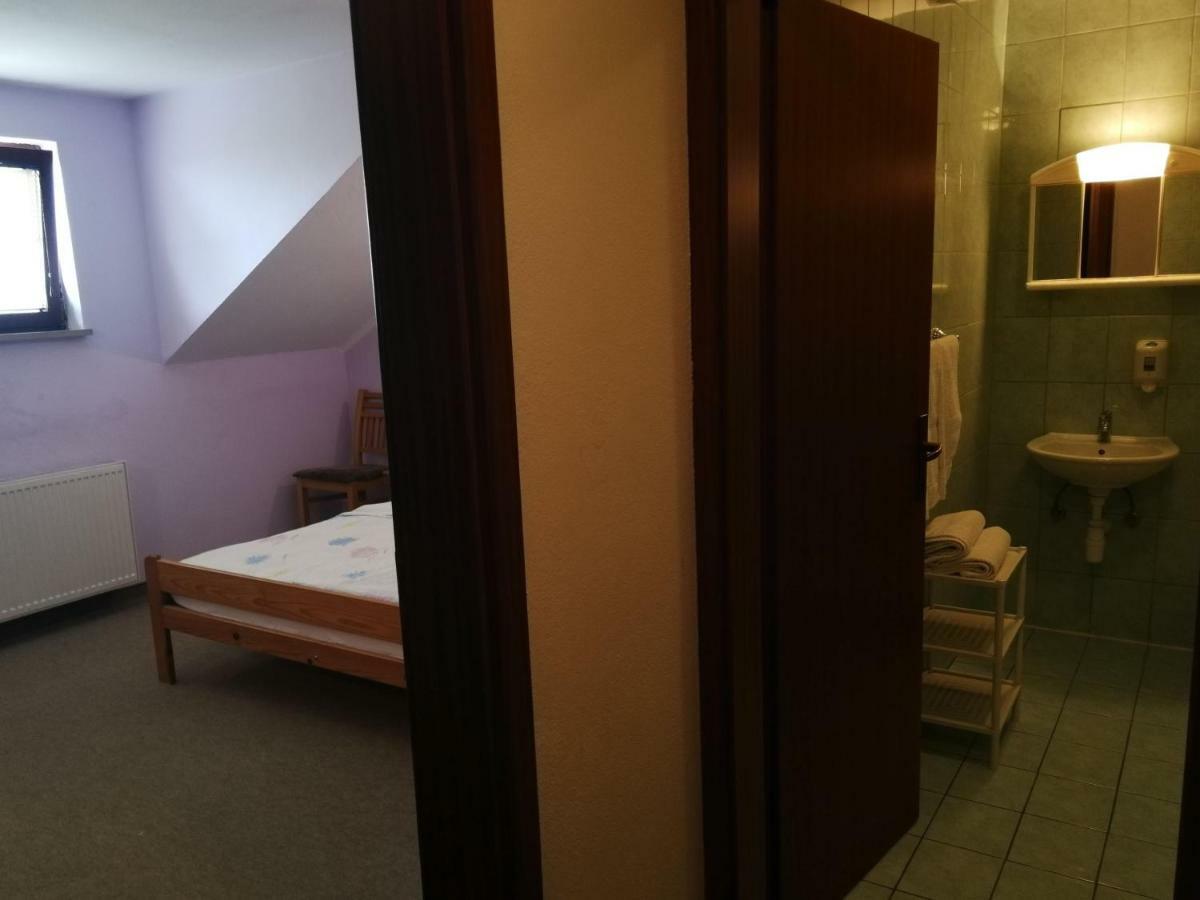 Kavana I Sobe Monika Hotel Grabrovnik ภายนอก รูปภาพ