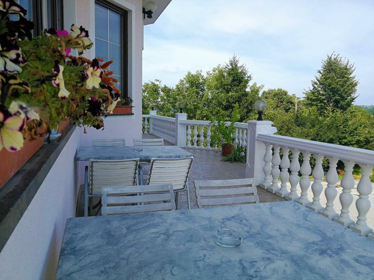 Kavana I Sobe Monika Hotel Grabrovnik ภายนอก รูปภาพ